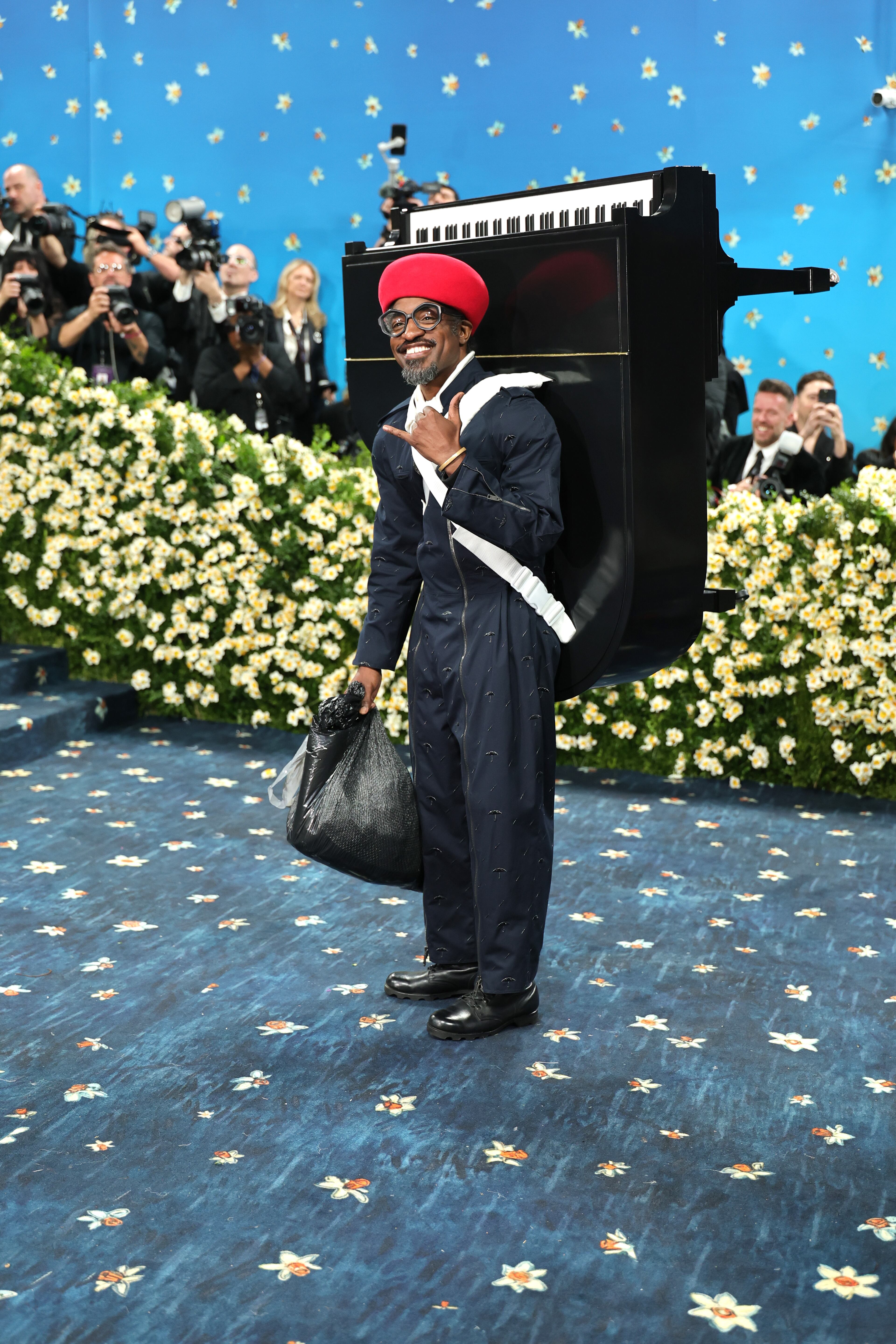 NEW YORK, NEW YORK - MAY 05: André 3000 attends the 2025 Met Gala Celebrating "Superfine: Tailoring Black Style" at Metropolitan Museum of Art on May 05, 2025 in New York City. (Photo by Dia Dipasupil/Getty Images)